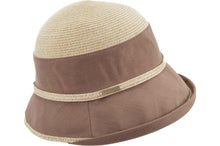 Carica l'immagine nel visualizzatore di Gallery, Seeberger, Cloche in tessuto con testa in treccia di carta