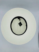 Load image into Gallery viewer, Fine Panama with wide brim
BORSALINO