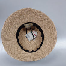 Carica l&#39;immagine nel visualizzatore di Gallery, Catarzi donna, cappello raffia con nastro pelle
