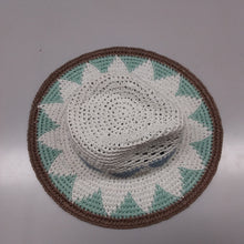 Carica l&#39;immagine nel visualizzatore di Gallery, Seeberger, cappello crochet in cartapaglia colorata
